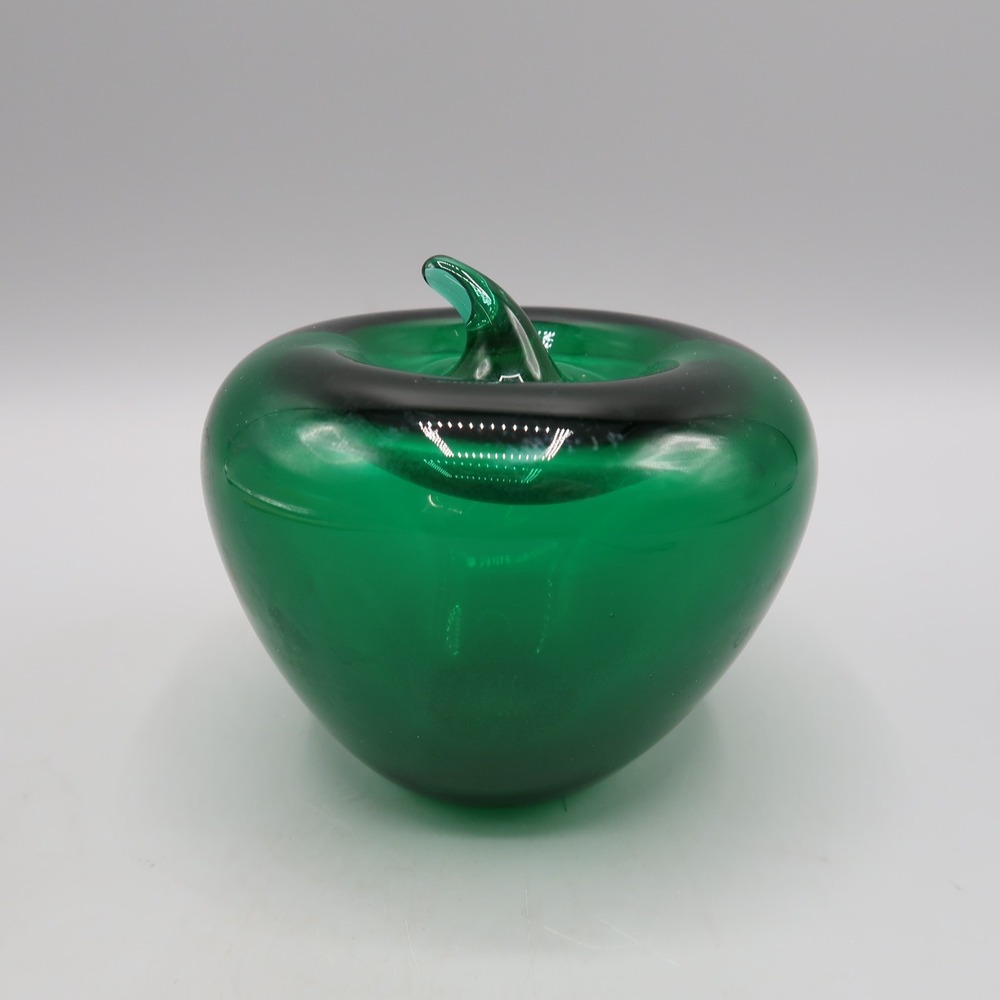 Vintage Emerald Green Hand Blown Apple Paperweight 2.5" Art Glass MCM